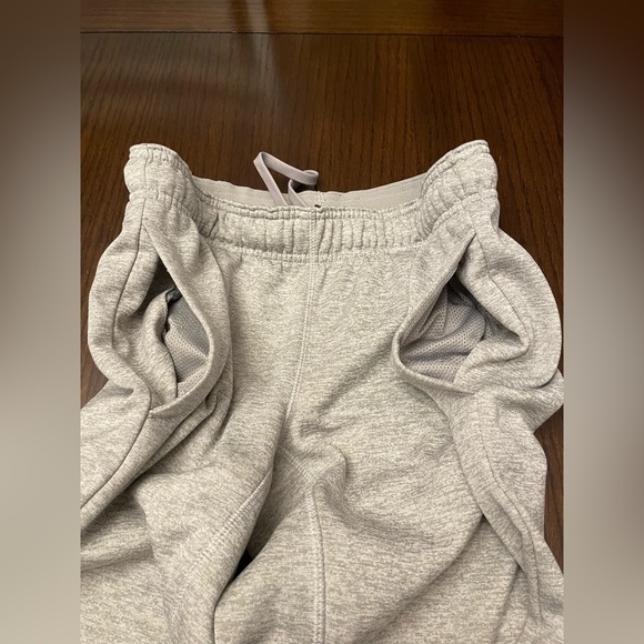 Womens small therma-fit pants nike - Picture 4 of 5